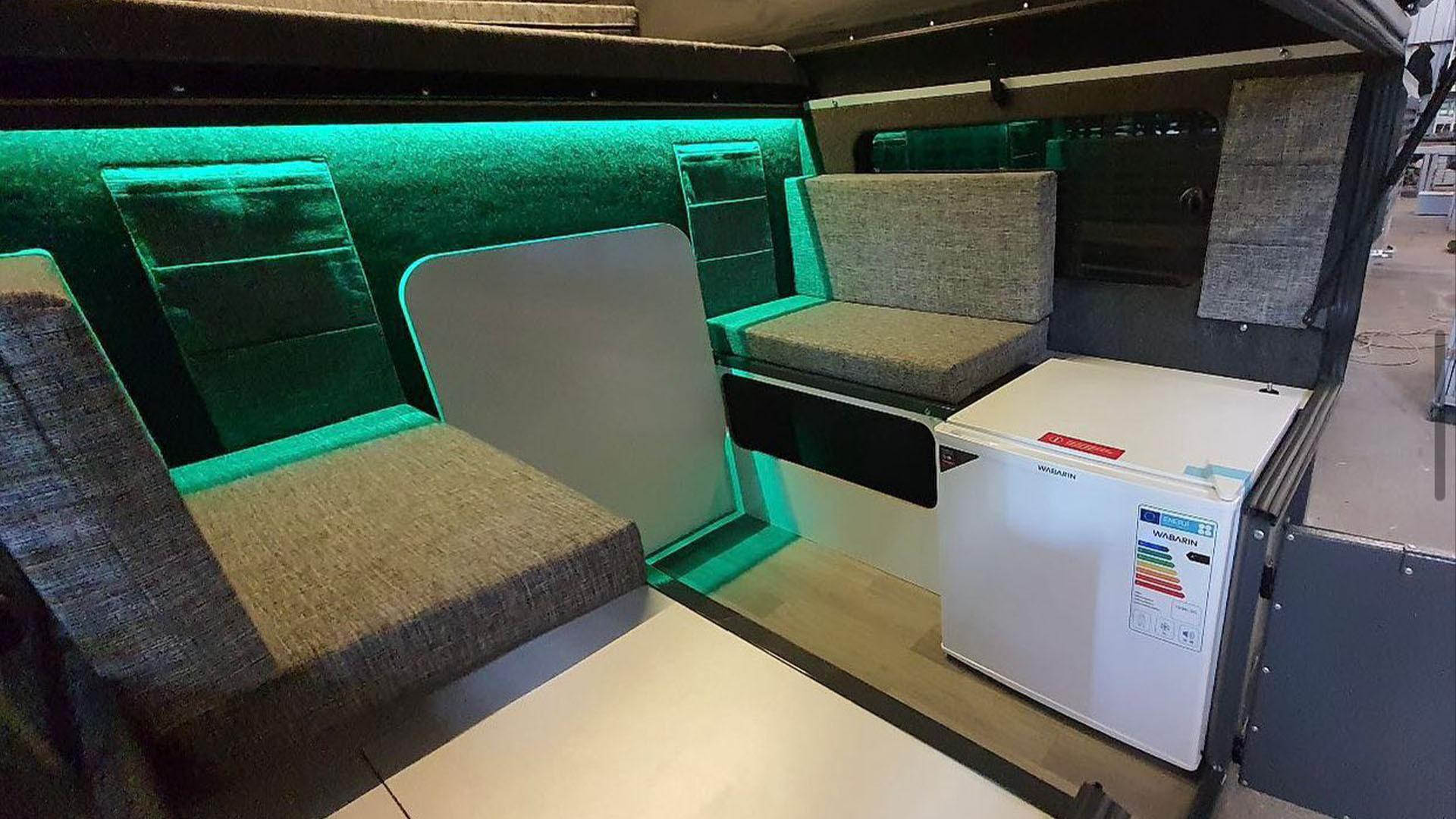 b948bbb93154efb7f7d1