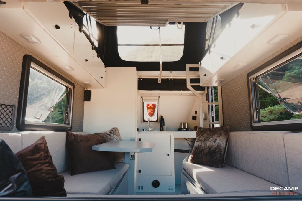 decamp-caravan-2022-fs1-1-15-1024x682