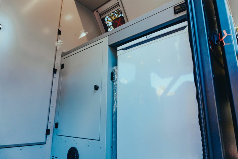 decamp-x3-4x4-76-768x512